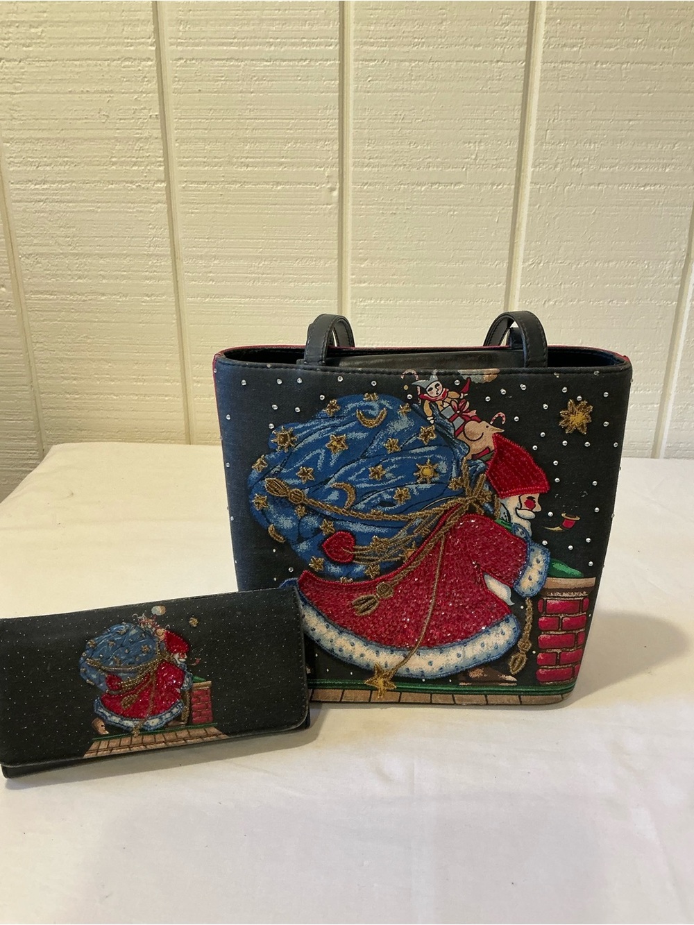 VTG Rare Mary Engelbreit “Believe” Santa Hand-Beaded purse with matching wallet